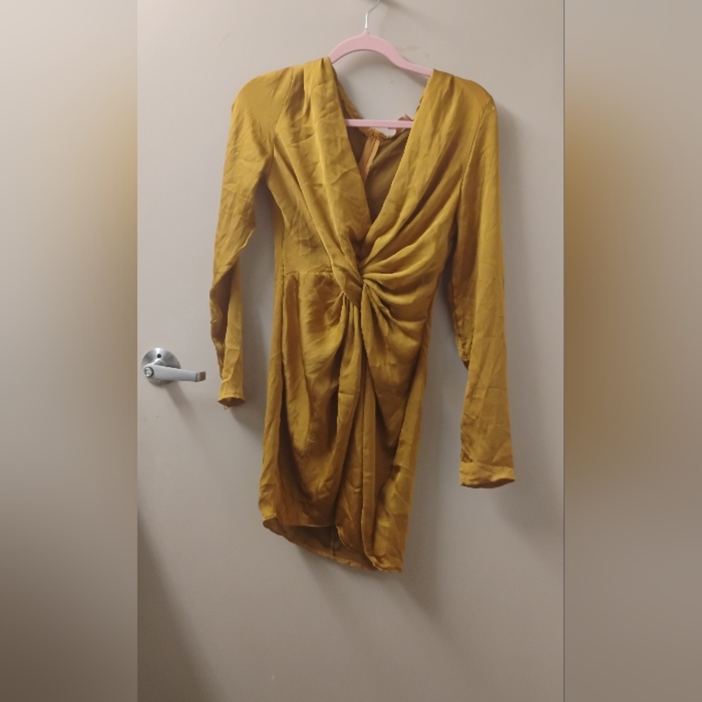Club L London Womens Knot Detail Long Sleeve Mini Dress